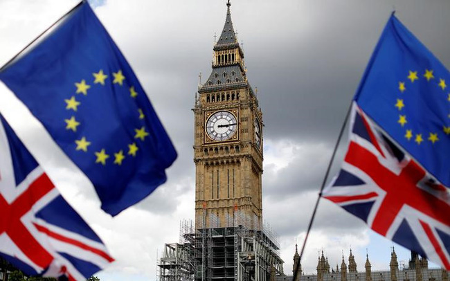 Anh - EU đạt thỏa thuận Brexit vào phút 89