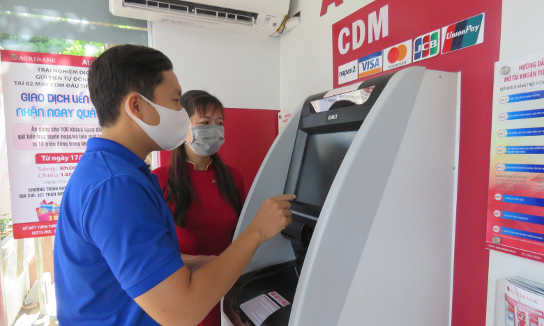 Agribank Phú Yên: Khai trương điểm giao dịch ngân hàng tự động AutoBank CDM