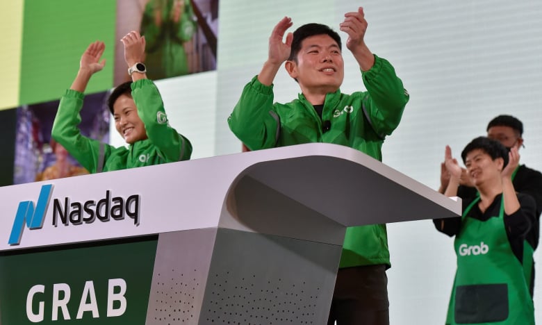 Cổ phiếu Grab giảm mạnh sau thương vụ Spac lớn nhất thế giới