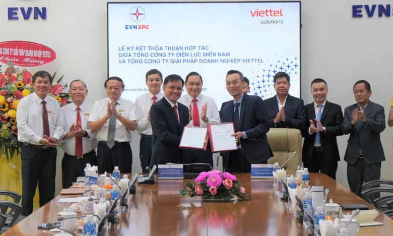 Viettel và EVN SPC bắt tay hợp tác thúc đẩy quá trình chuyển đổi số cho ngành Điện tại miền Nam