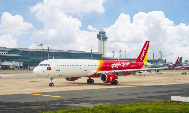 Vietjet (VJC) mẹ báo lỗ gần 800 tỷ đồng trong quý III/2022