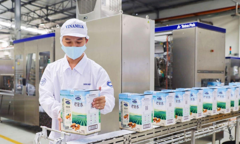 Vinamilk (VNM) sắp chi cổ tức lần 2/2022 bằng tiền, tỷ lệ 14%