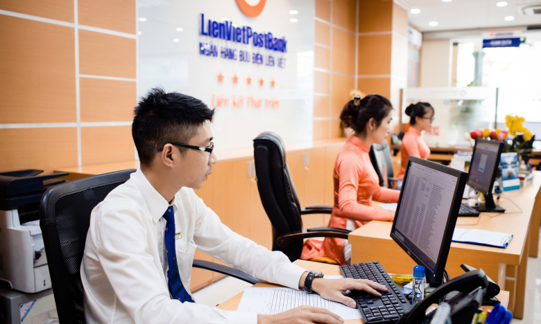 Lô cổ phần LPB của VNPost 'ế' người mua - “Game nhà nước thoái vốn” đã hết “nhiệm màu”?