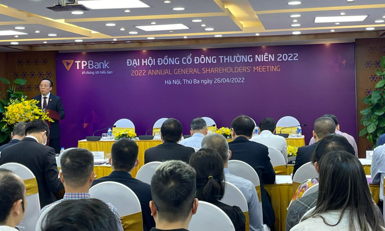 Chủ tịch Đỗ Minh Phú tiết lộ tiến độ tái cơ cấu công ty tài chính, dự báo 'nóng' về cổ phiếu TPB