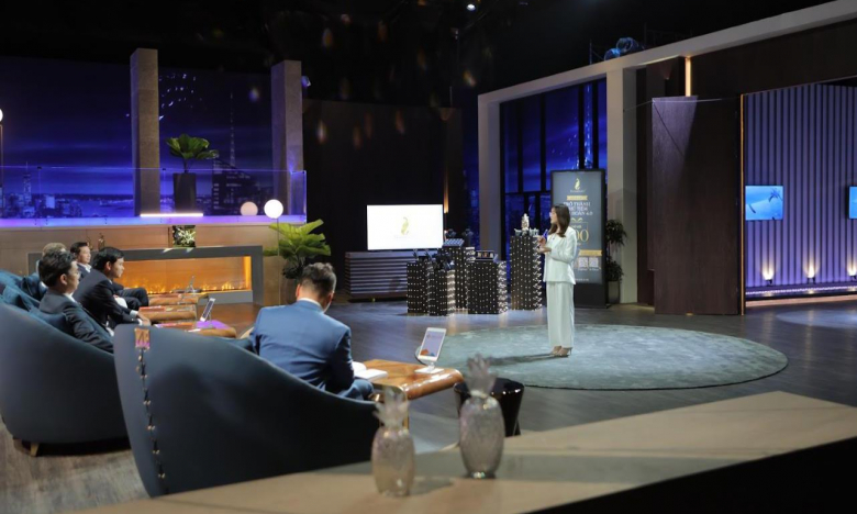 Shark Tank mùa 5: Start-up 'vàng 4.0' chơi lớn tặng vàng cho các Shark