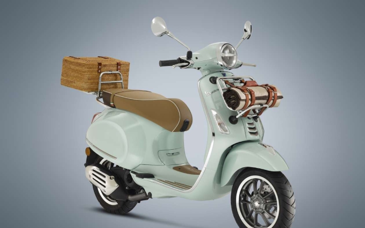  Vespa Pic Nic 150 2022 sở hữu vẻ đẹp tinh tế, hiện đại