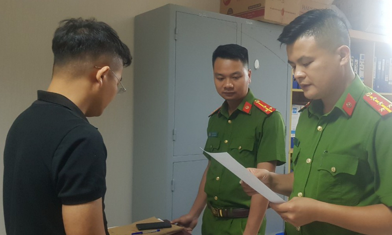 Cán bộ QLTT Thanh Hóa bị khởi tố vì đánh bạn gái, khung hình phạt thế nào?