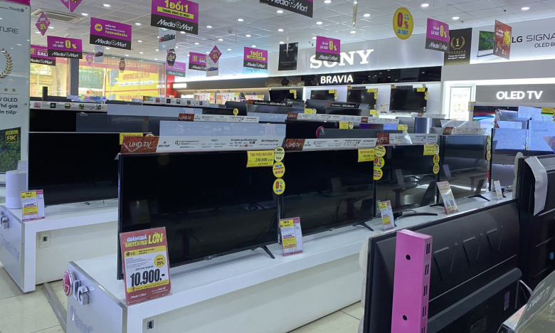 Tivi thông minh giảm giá 'sốc' đón Tết Nguyên đán