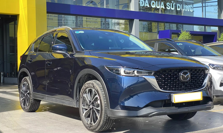 Mazda CX-5 lướt hơn 2.000km bán lại giá ngỡ ngàng