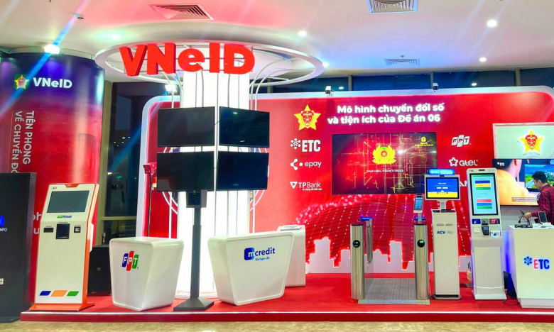 Sử dụng CCCD gắn chip, người dân thuận tiện xác thực và giao dịch với LiveBank 24/7 của TPBank