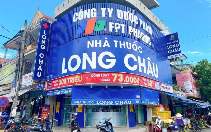 Cổ phiếu tiêu điểm hôm nay (18/12): Lợi thế từ chuỗi nhà thuốc Long Châu, cổ phiếu FRT trở nên hấp dẫn