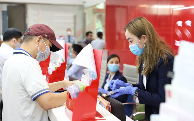 VHM tiếp tục 'tỏa sáng' phiên thứ 2 liên tiếp, VN-Index tăng hơn 8 điểm
