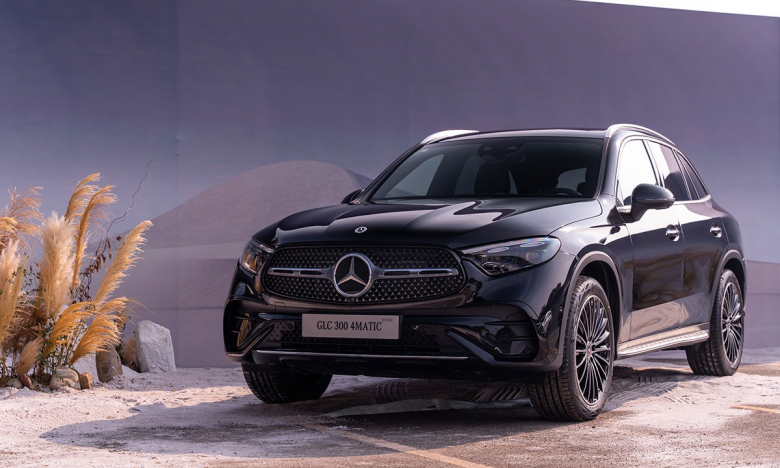 Mercedes-Benz GLC 2023 ra mắt Việt Nam: Thay đổi toàn diện đầy hiện đại, giá lăn bánh bao nhiêu?