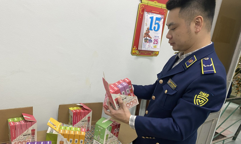 Cục QLTT Hà Nội: Nghiêm khắc xử lý nếu cán bộ buông lỏng quản lý kinh doanh thuốc lá