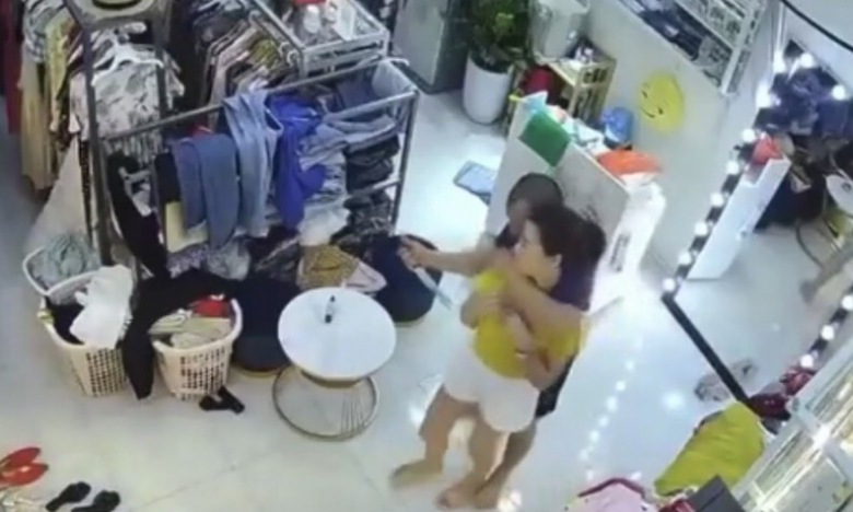 TIN NÓNG 24 GIỜ QUA: Lời khai kẻ khống chế để cưỡng hiếp ở Vĩnh Phúc; tin mới xét xử vụ Alibaba