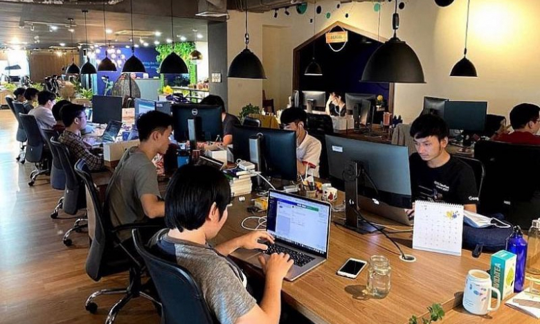 Báo nước ngoài khẳng định quyết tâm phát triển kinh tế số mang lại 'miếng bánh to lớn' cho startup Việt