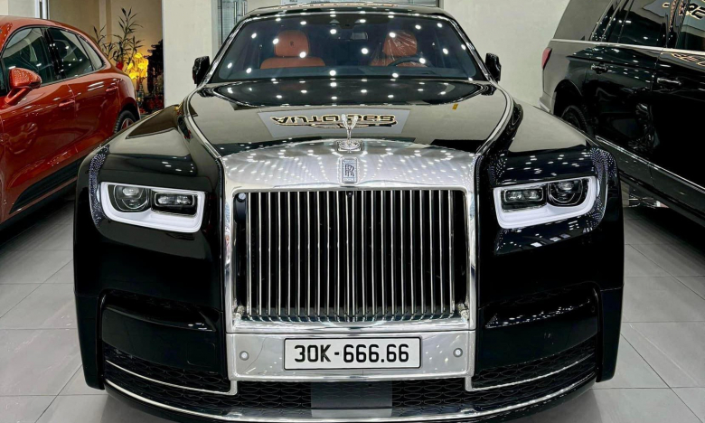 Biển số VIP 30K-666.66 vừa đấu giá gần 20 tỷ đồng được gắn lên xe Roll-Royce Phantom VIII đắt nhất thế giới