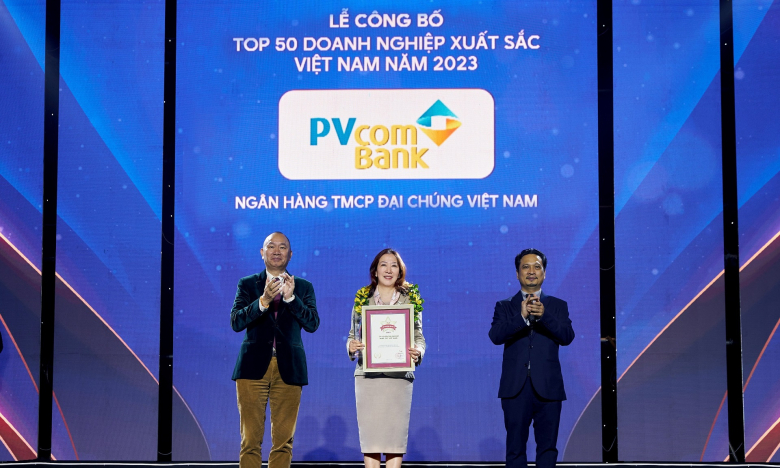 PVcomBank được vinh danh Top 50 Doanh nghiệp xuất sắc nhất Việt Nam 