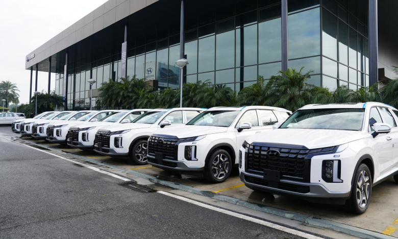 Hyundai Thành Công xuất khẩu xe sang Thái Lan
