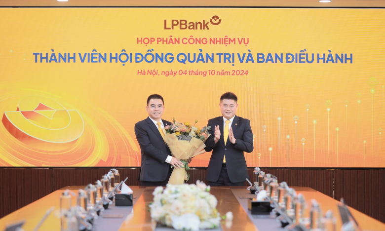 HĐQT LPBank họp phân công nhiệm vụ cho các thành viên HĐQT và Ban điều hành