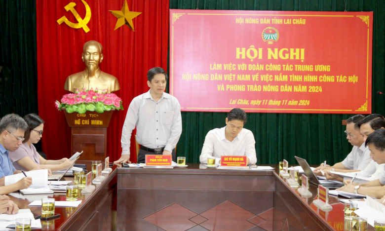Phó Chủ tịch BCH Trung ương Hội Nông dân Việt Nam Phạm Tiến Nam làm việc tại Lai Châu