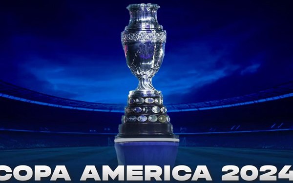 'Tịt ngòi' trước Colombia, Messi vẫn lập nên 2 kỷ lục mới