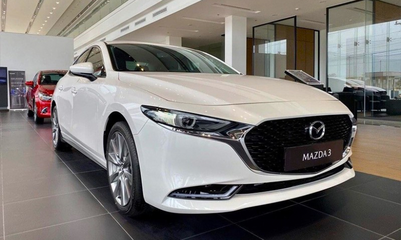 Mazda trở thành thương hiệu Nhật mới nhất giảm giá xe    