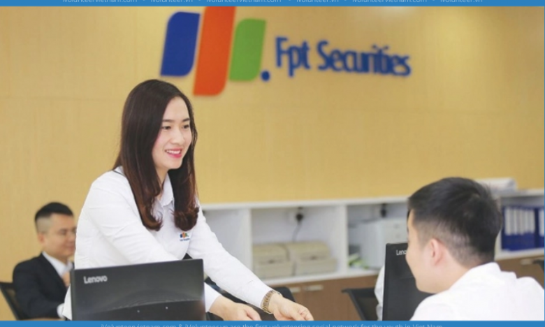 Cổ phiếu liên tục lập đỉnh, Tổng Giám đốc Chứng khoán FPT (FTS) gom hơn 160.000 cổ phiếu