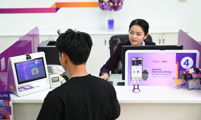 Xác thực khuôn mặt: Khách hàng chưa có CCCD gắn chip, người nước ngoài và phẫu thuật thẩm mỹ chuyển tiền thế nào từ 1/7?