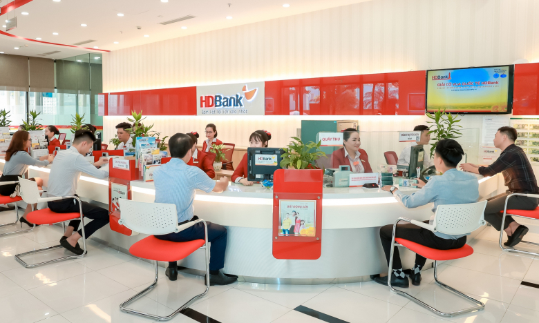 HDBank chốt quyền chia cổ tức bằng tiền và cổ phiếu tổng tỷ lệ 30% 