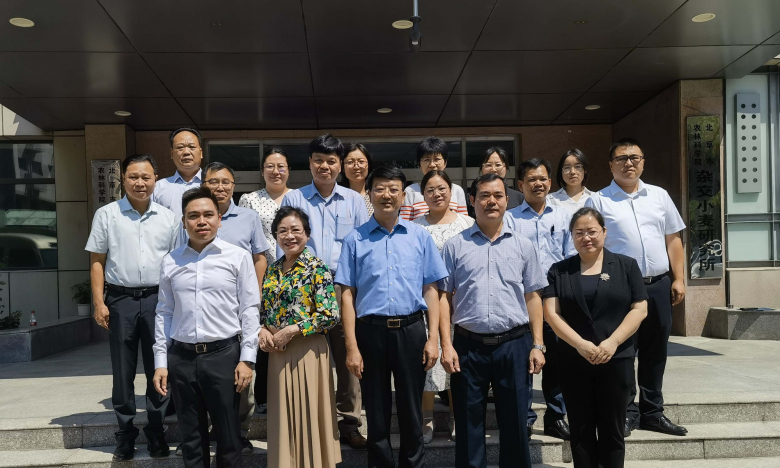 Đoàn công tác Vinaseed đến thăm và làm việc tại Viện Khoa học Nông Lâm nghiệp Bắc Kinh – Trung Quốc