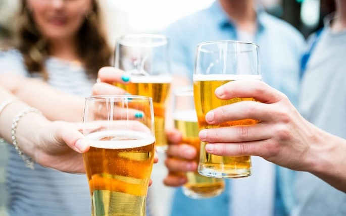 Bộ Tài chính: Heineken đề xuất thuế hỗn hợp với bia là không phù hợp