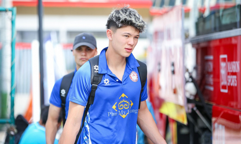 Cầu thủ Việt kiều cao 1m90 sáng cửa dự SEA Games 33 cùng U22 Việt Nam