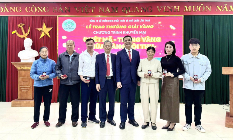 Đầu năm mua phân bón Supe Lâm Thao, nhiều khách hàng bất ngờ trúng vàng SJC