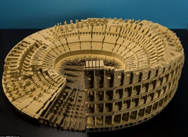 Những kỳ quan nổi tiếng nhất thế giới làm từ Lego