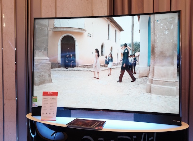 TCL ra mắt màn hình TV công nghệ chấm lượng tử
