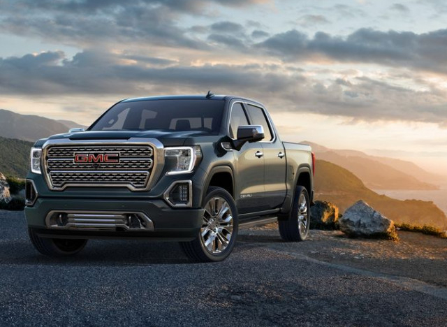 Tìm hiểu tính năng 'Multipro Tailgate' trên GMC Sierra 2019