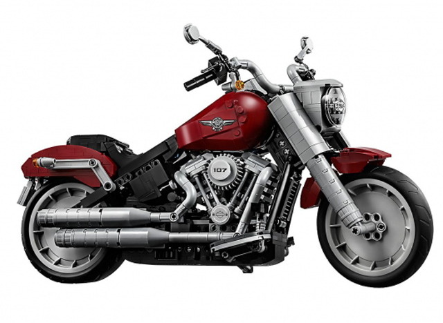 Cận cảnh mô tô Harley-Davidson Fat Boy lắp ráp bằng lego cực chất