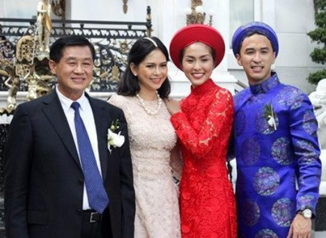Mỗi ngày doanh thu 8 tỷ, gia đình Hà Tăng “thắng lớn” với khối tài sản khủng tại Sasco